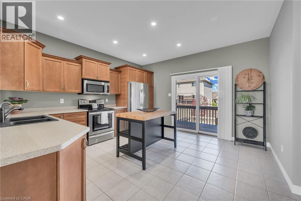 












20 SCHERTZBERG Lane

,
Brantford,




Ontario
N3T0B3

