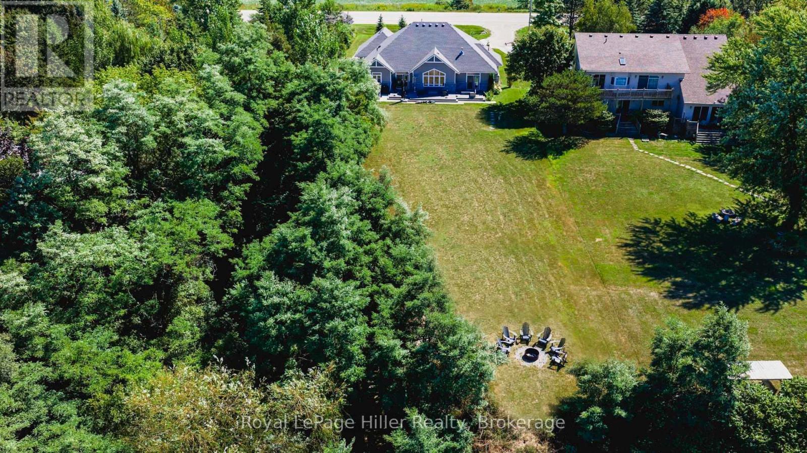 












72431 BLUEWATER HIGHWAY

,
Bluewater (Hay),




Ontario
N0M2T0

