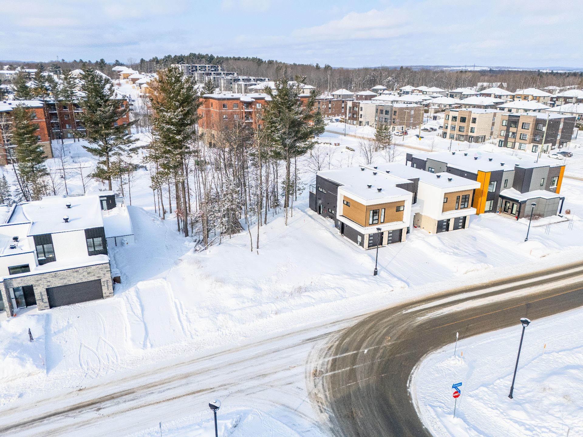 












Rue du Chardonnay

,
Sherbrooke (Les Nations),







QC
J1L0C3

