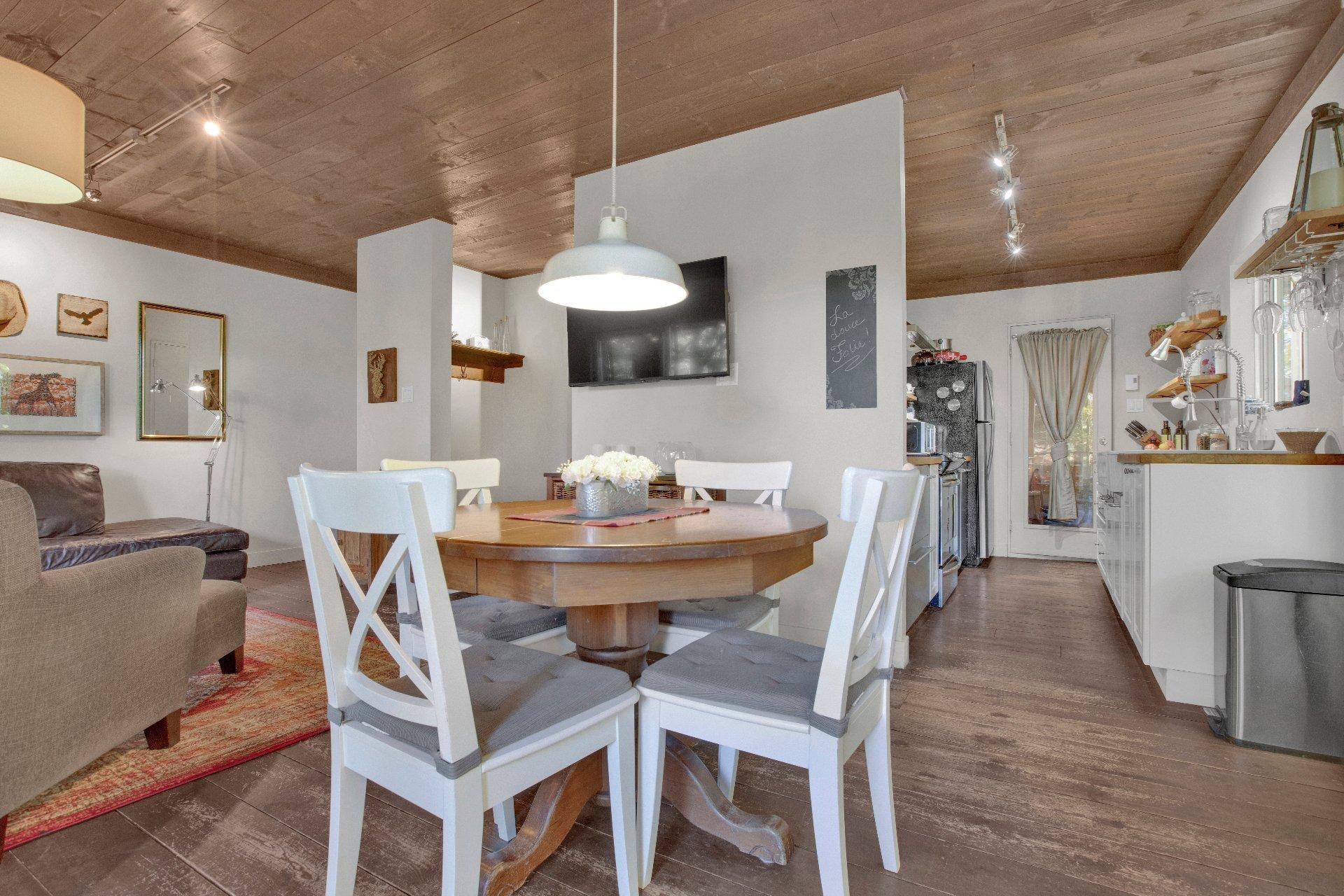 









511Z


Ch. du Lac-Vincent

,
Shawinigan,




QC
G0X2V0

