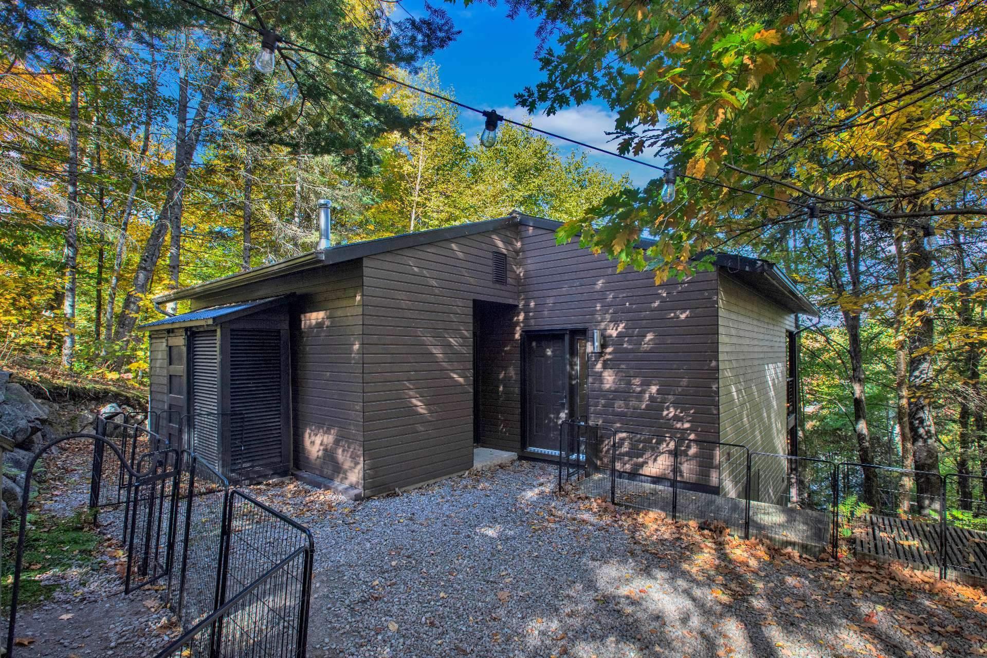 









511Z


Ch. du Lac-Vincent

,
Shawinigan,




QC
G0X2V0

