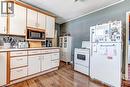 fridge and stove included