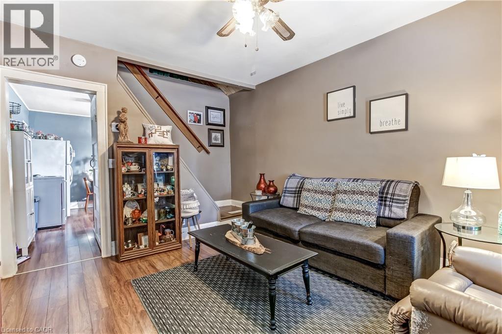 












13 SECOND Avenue E

,
Simcoe,




Ontario
N3Y2N8

