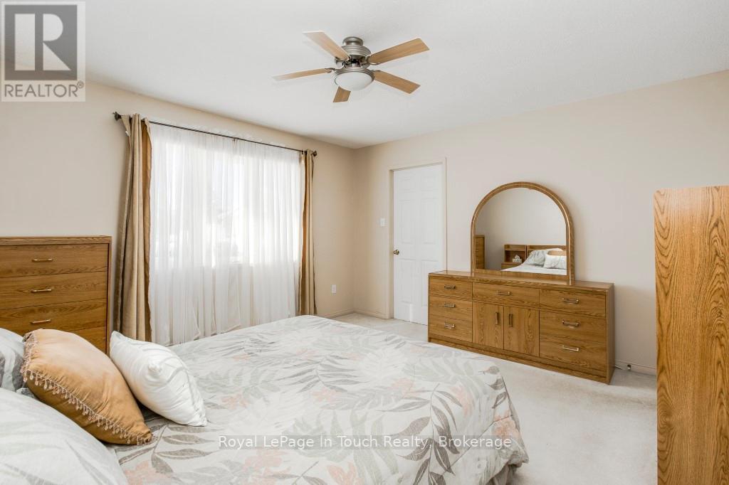 












808 JANE BOULEVARD

,
Midland,




Ontario
L4R5M4

