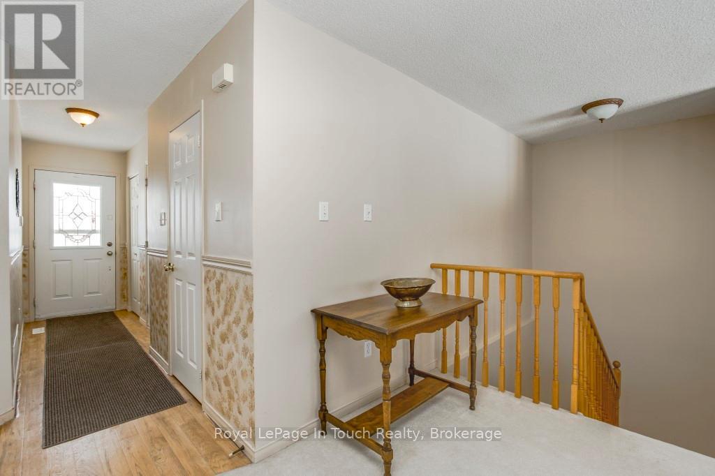 












808 JANE BOULEVARD

,
Midland,




Ontario
L4R5M4

