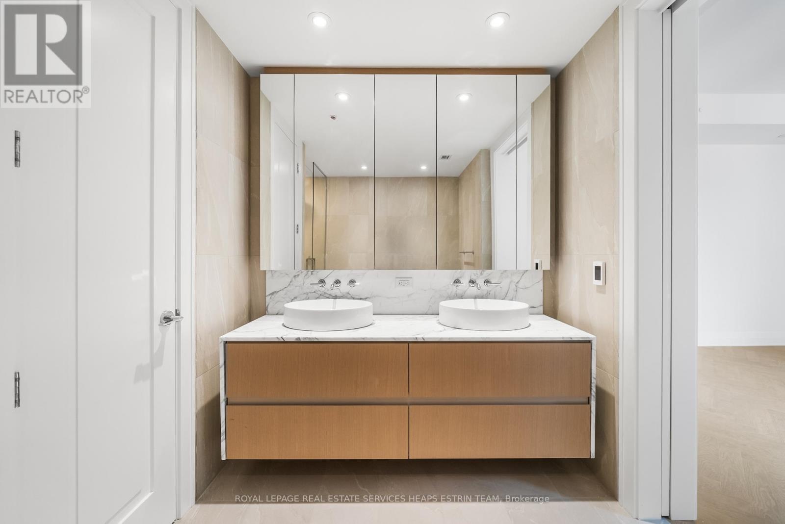 












SUITE 411 - 2 FOREST HILL ROAD

,
Toronto,




Ontario
M4V2L3

