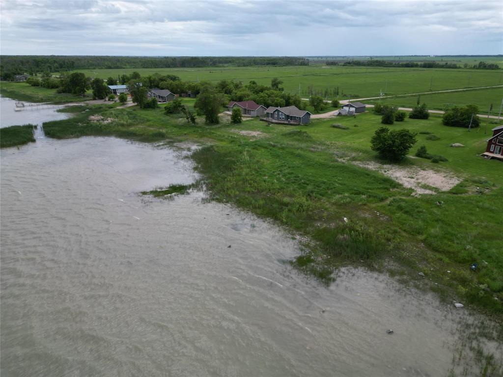 












5 Beckville Lane

,
Amaranth,







Manitoba
R0H0B0

