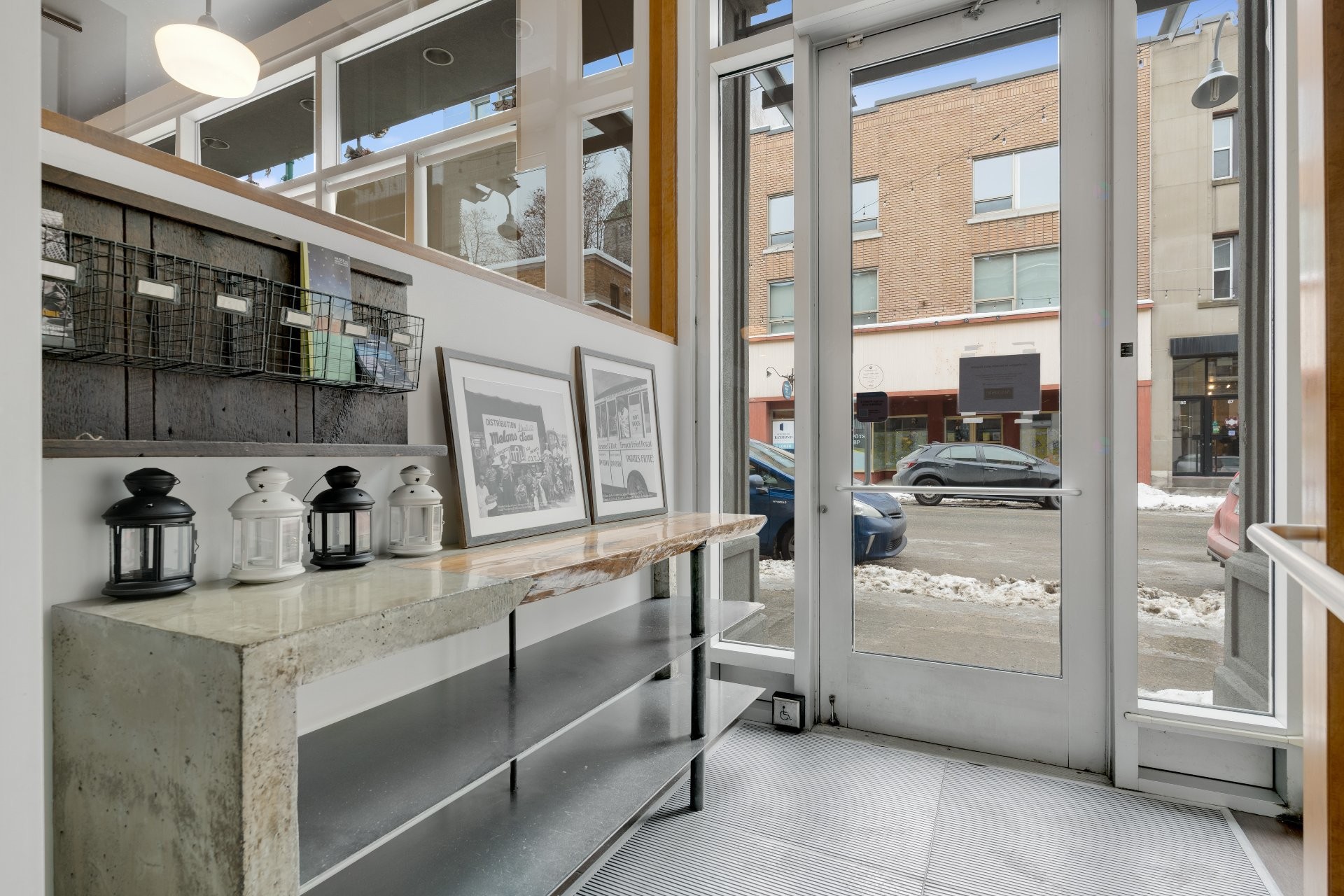 









82

 - 90


Rue Wellington N.

, 82,
Sherbrooke (Les Nations),




QC
J1H5B8

