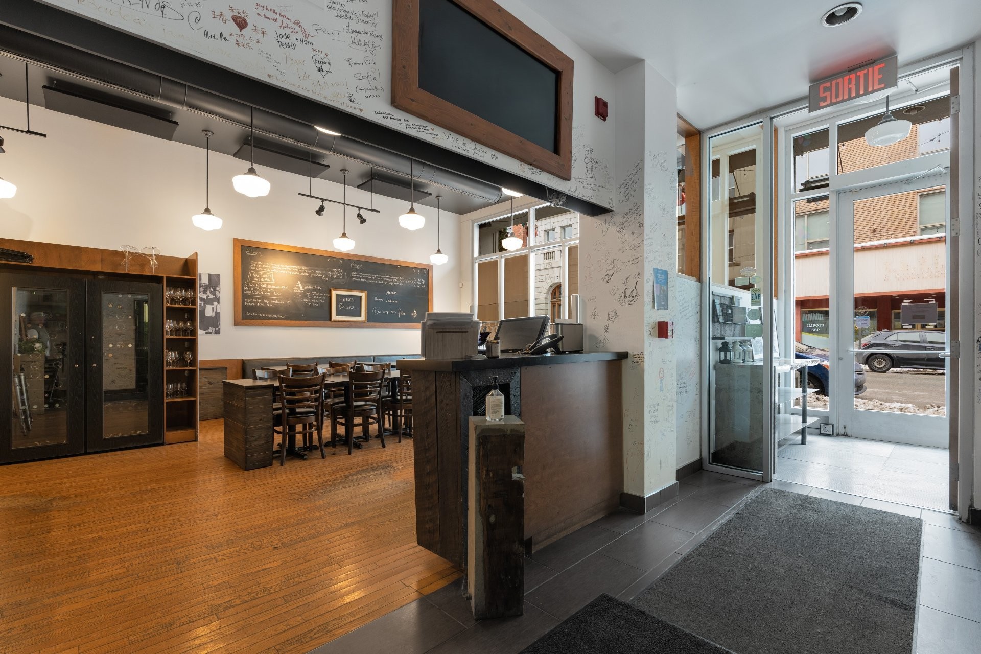 









82

 - 90


Rue Wellington N.

, 82,
Sherbrooke (Les Nations),




QC
J1H5B8

