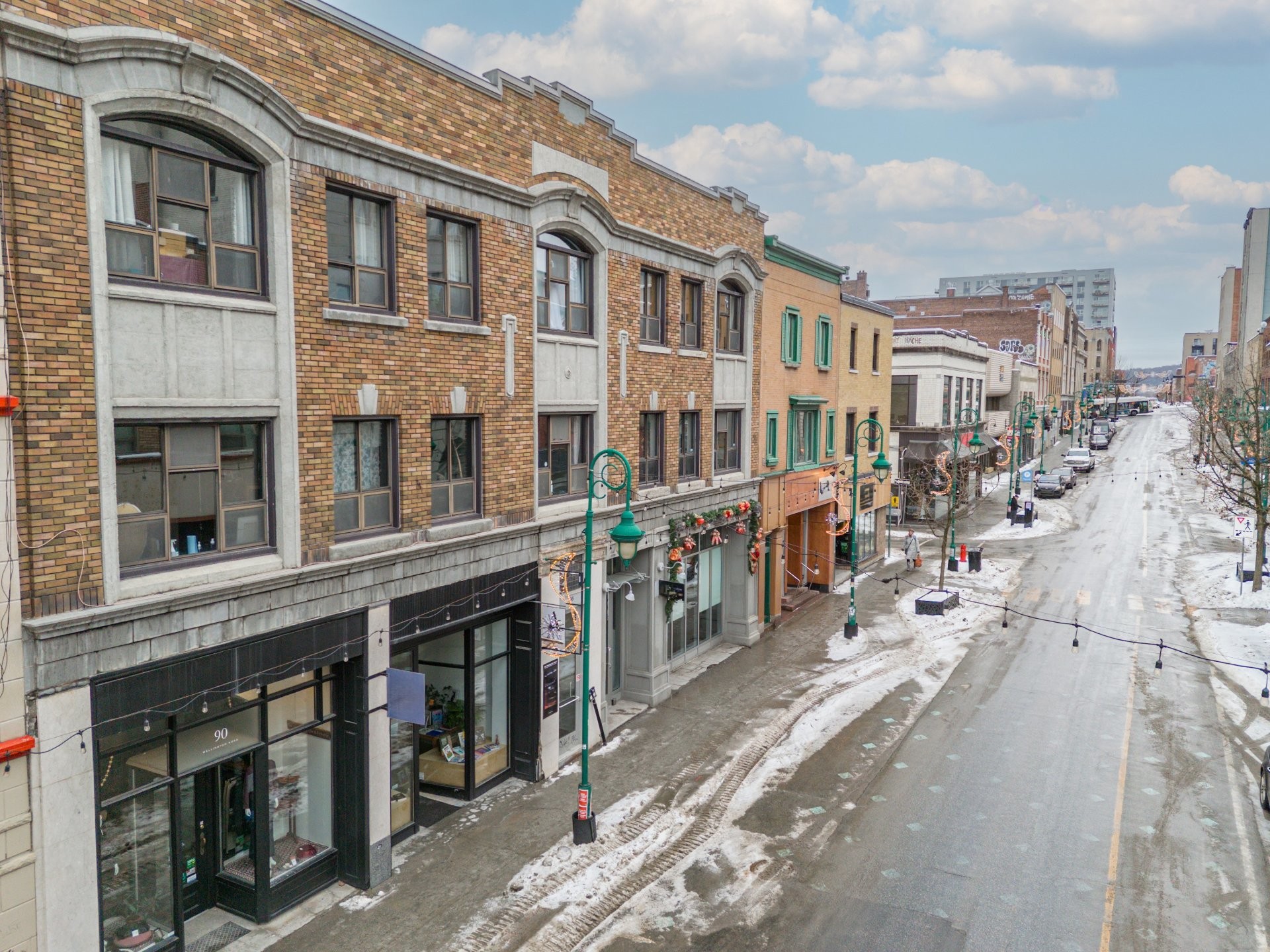 









82

 - 90


Rue Wellington N.

, 82,
Sherbrooke (Les Nations),




QC
J1H5B8

