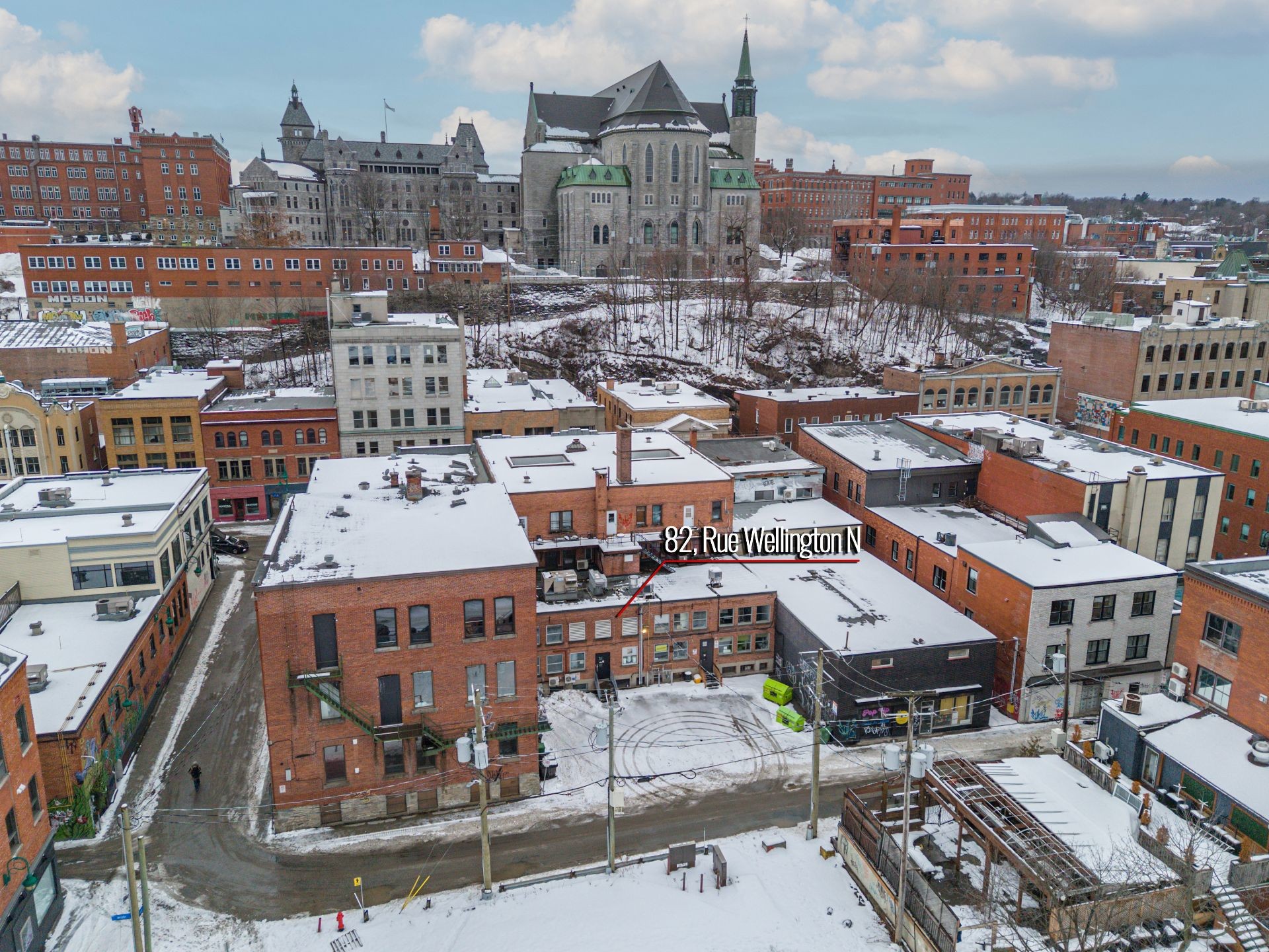 









82

 - 90


Rue Wellington N.

, 82,
Sherbrooke (Les Nations),




QC
J1H5B8

