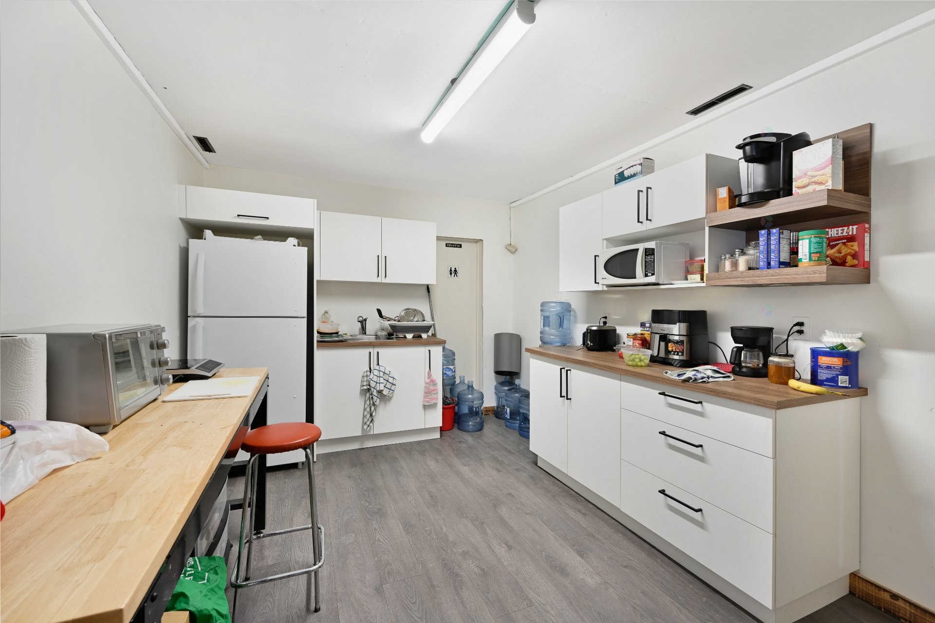 









2031


Route 133

,
Saint-Jean-sur-Richelieu,




QC
J2X4C1

