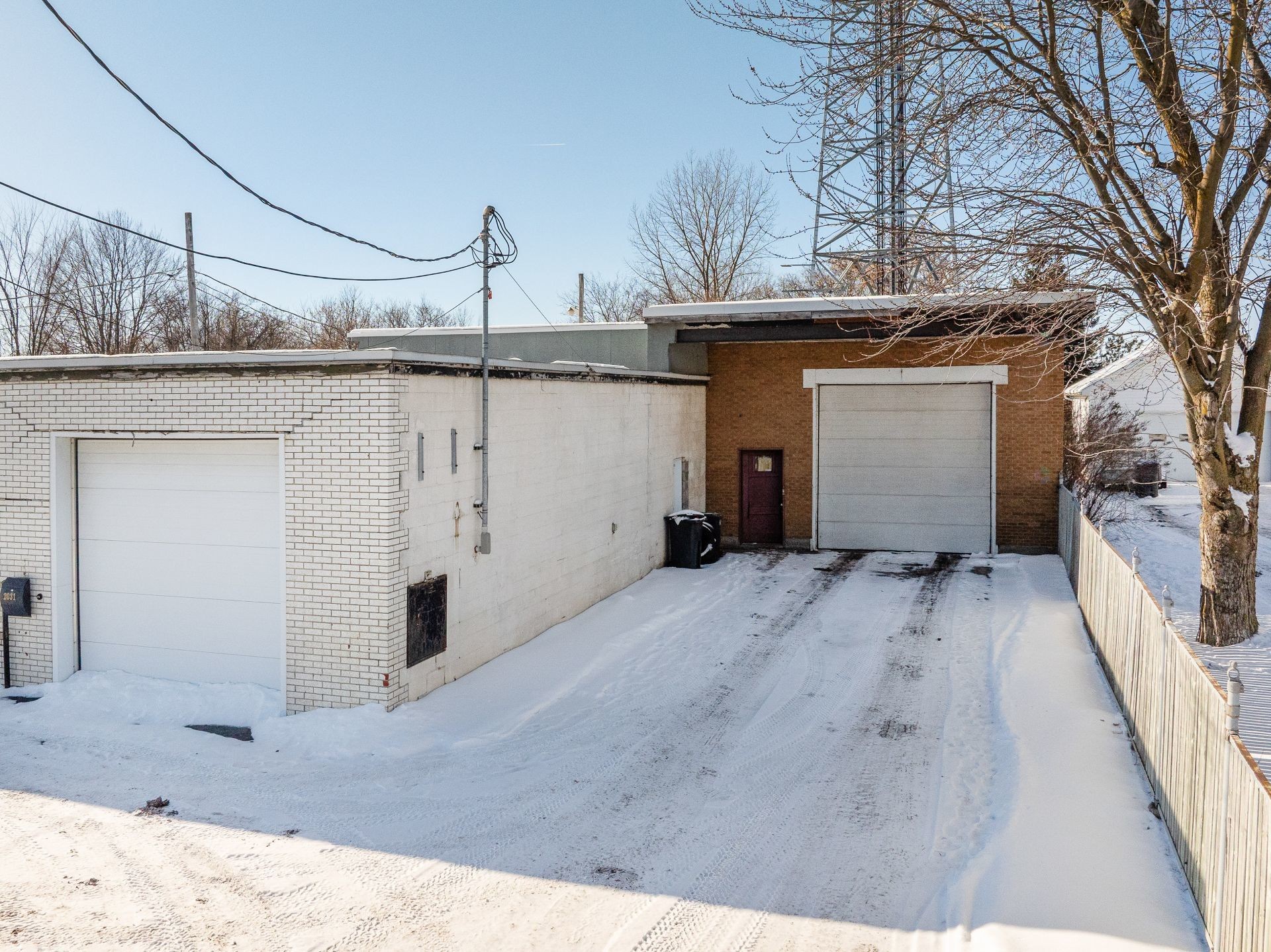 









2031


Route 133

,
Saint-Jean-sur-Richelieu,




QC
J2X4C1

