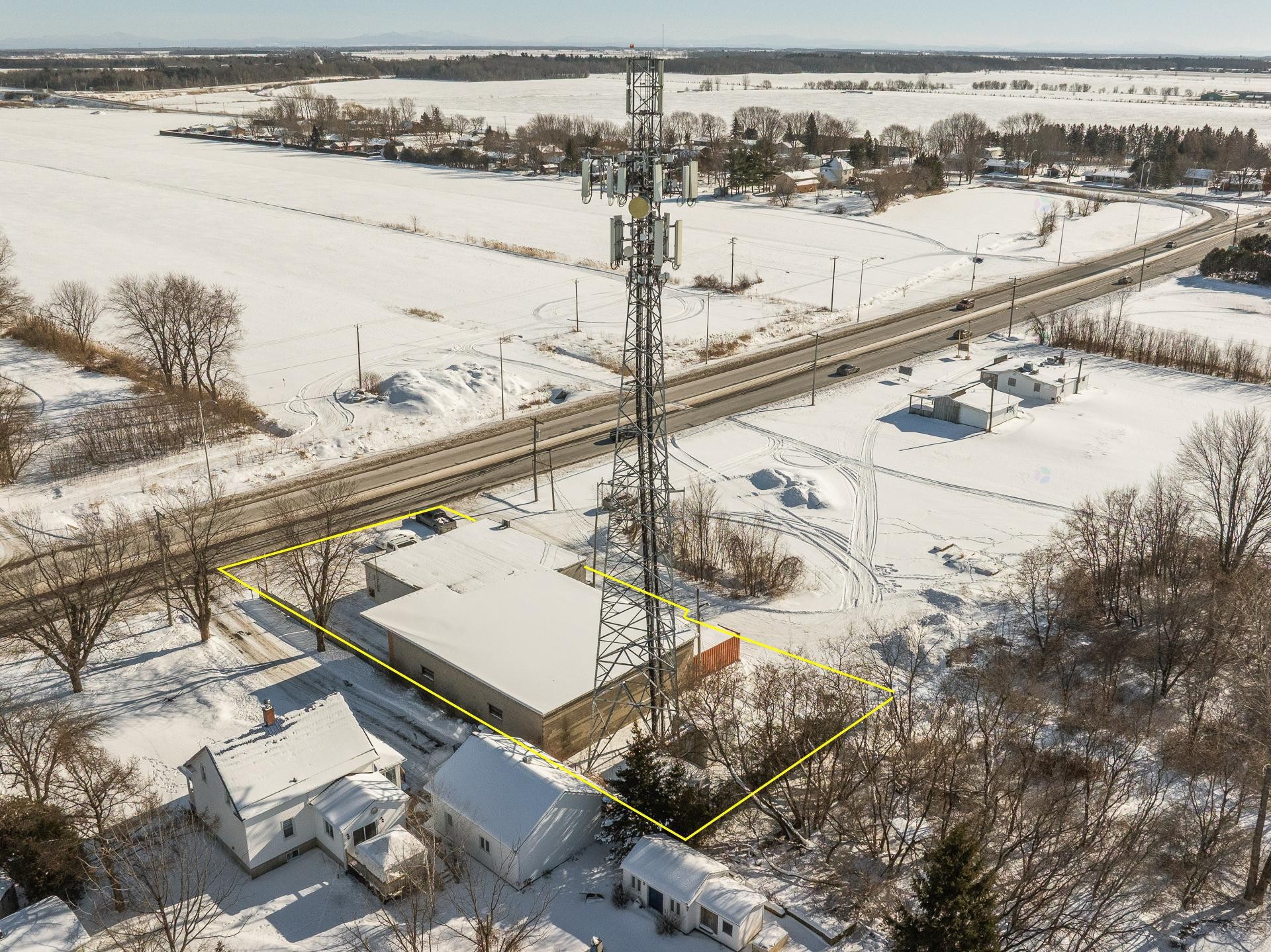 









2031


Route 133

,
Saint-Jean-sur-Richelieu,




QC
J2X4C1

