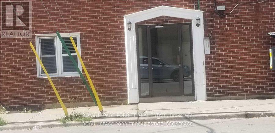 












4 - 2773 LAKE SHORE BOULEVARD W

,
Toronto,




Ontario
M8V1H4

