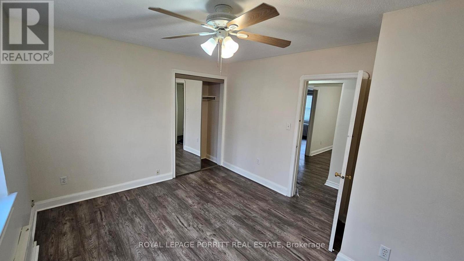 












4 - 2773 LAKE SHORE BOULEVARD W

,
Toronto,




Ontario
M8V1H4

