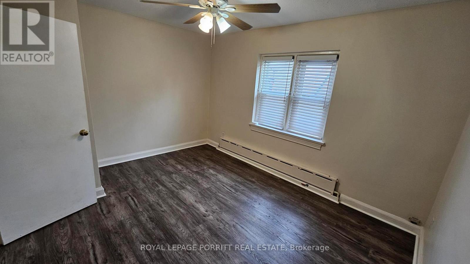 












4 - 2773 LAKE SHORE BOULEVARD W

,
Toronto,




Ontario
M8V1H4

