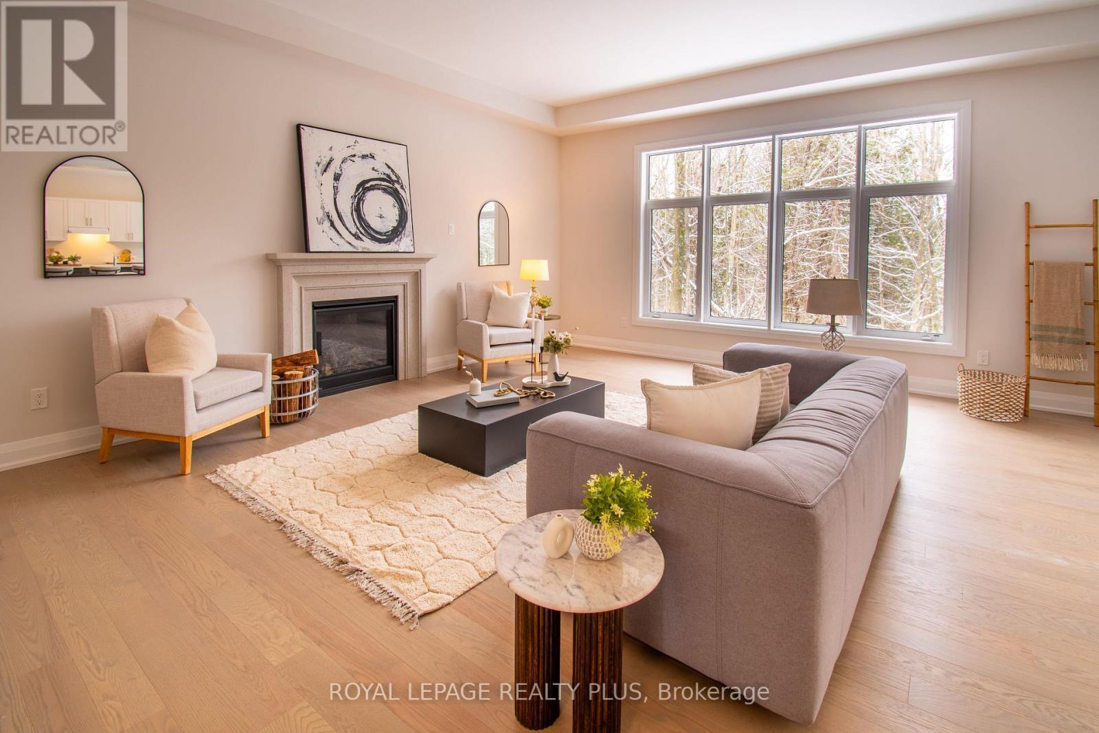 












980 CHURCH DRIVE

,
Innisfil,




Ontario
L0L1W0

