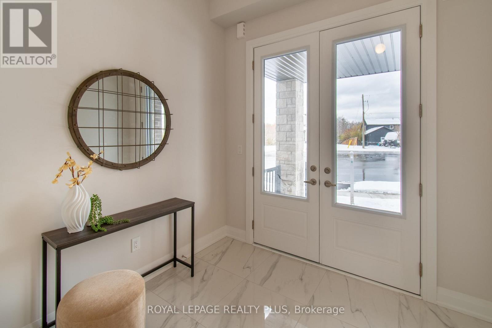 












980 CHURCH DRIVE

,
Innisfil,




Ontario
L0L1W0

