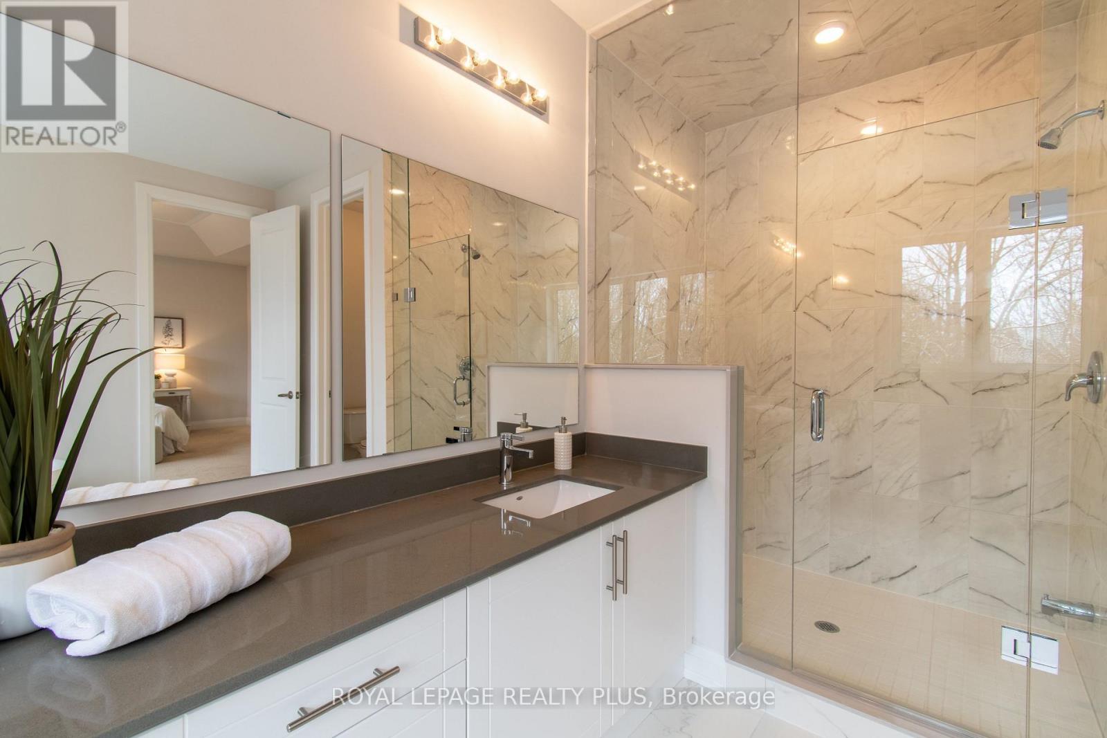 












980 CHURCH DRIVE

,
Innisfil,




Ontario
L0L1W0

