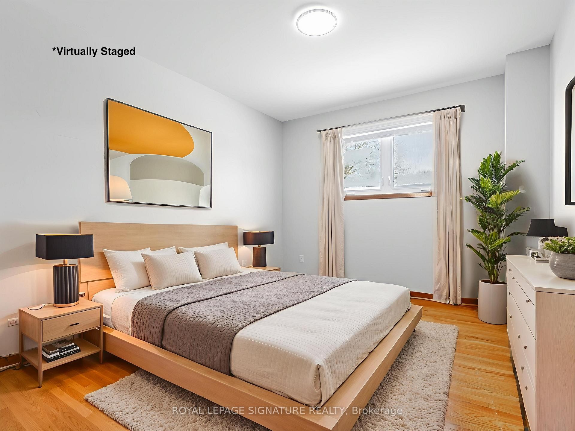 









33


Ladner

Drive,
Toronto,




ON
M2J 3Z8

