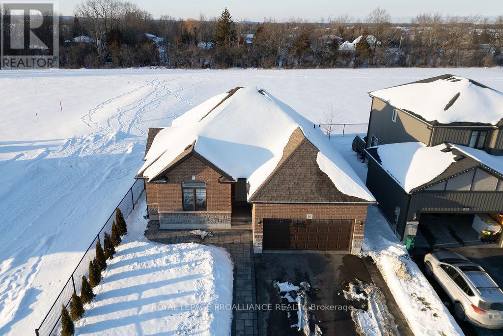 












26 REDWOOD DRIVE

,
Belleville (Thurlow Ward),




Ontario
K8N0K4

