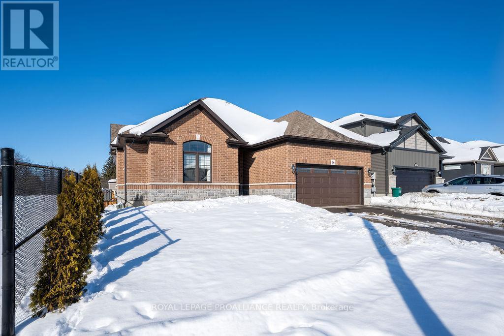 












26 REDWOOD DRIVE

,
Belleville (Thurlow Ward),




Ontario
K8N0K4

