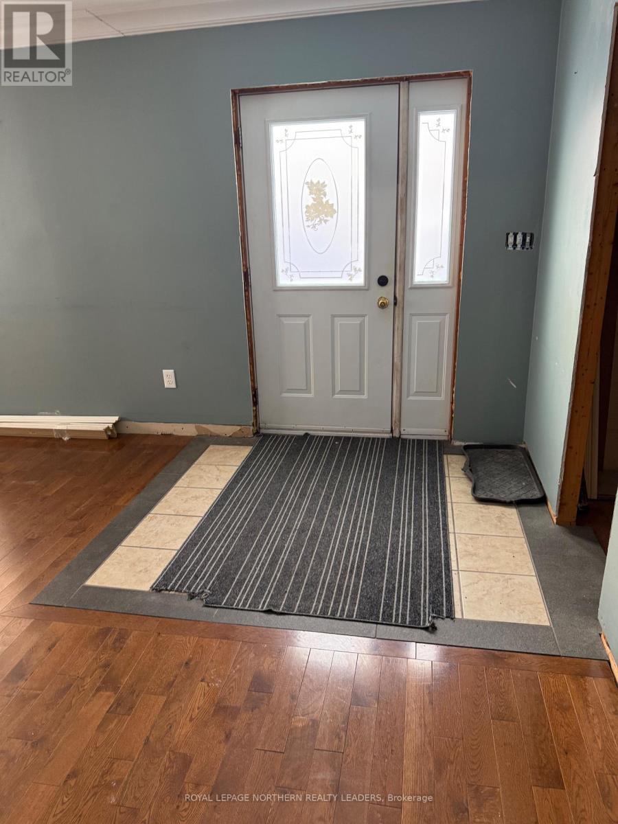 












373 COMMERCIAL AVENUE

,
Timmins (TS - SW),




Ontario
P4N2X8

