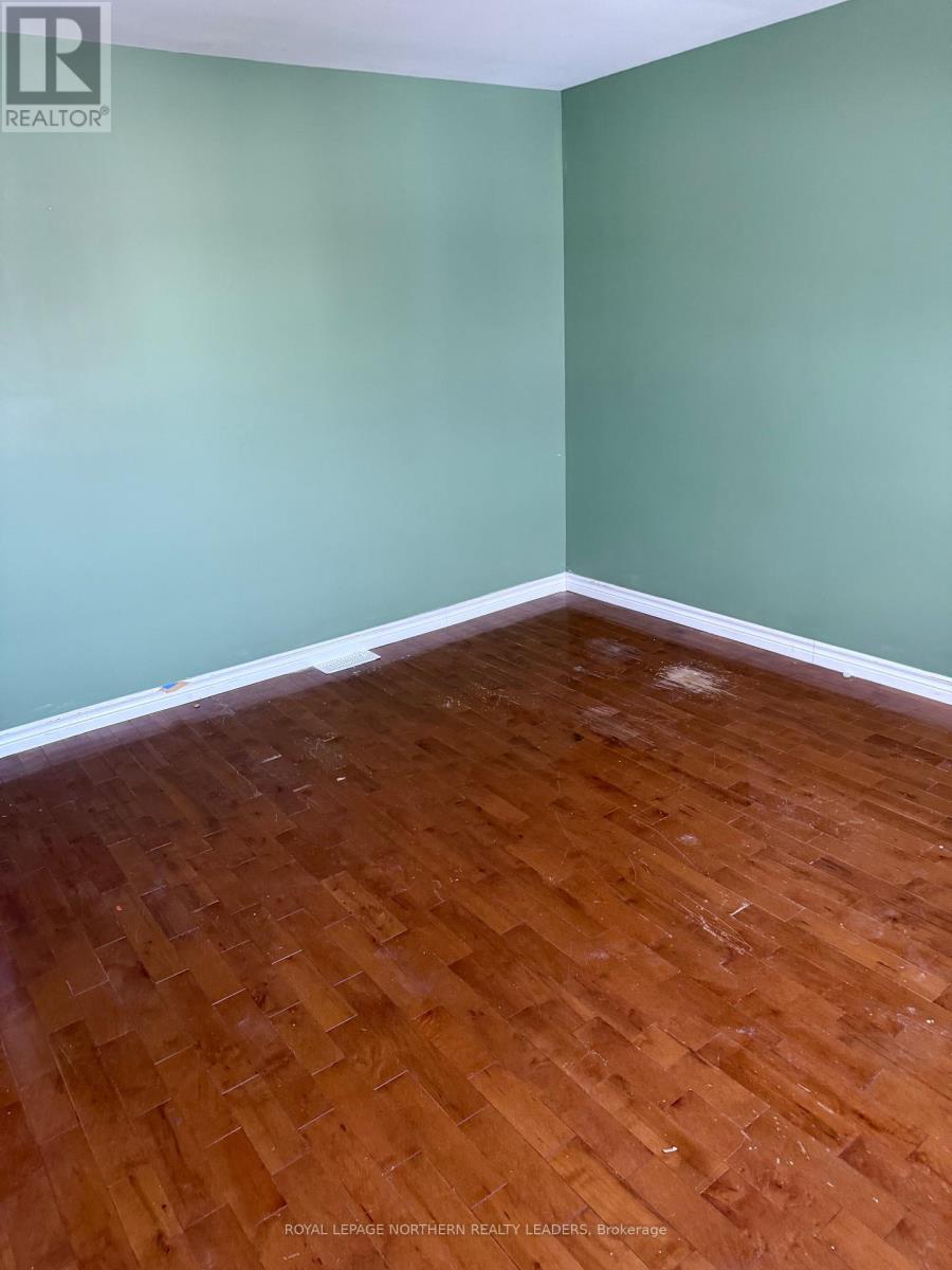 












373 COMMERCIAL AVENUE

,
Timmins (TS - SW),




Ontario
P4N2X8

