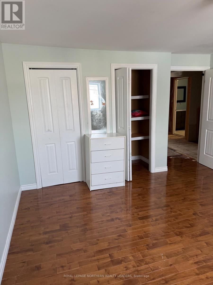 












373 COMMERCIAL AVENUE

,
Timmins (TS - SW),




Ontario
P4N2X8

