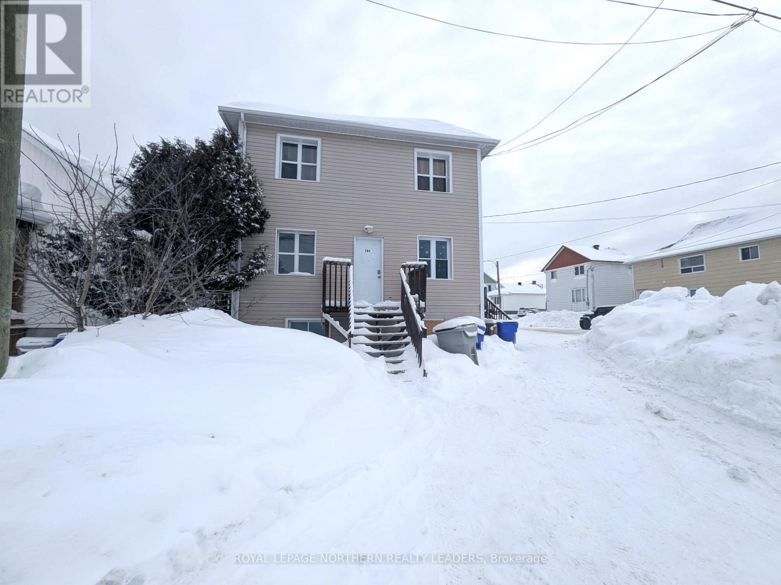 












126 SEVENTH AVENUE

,
Timmins (TNE - Central),




Ontario
P4N5N9

