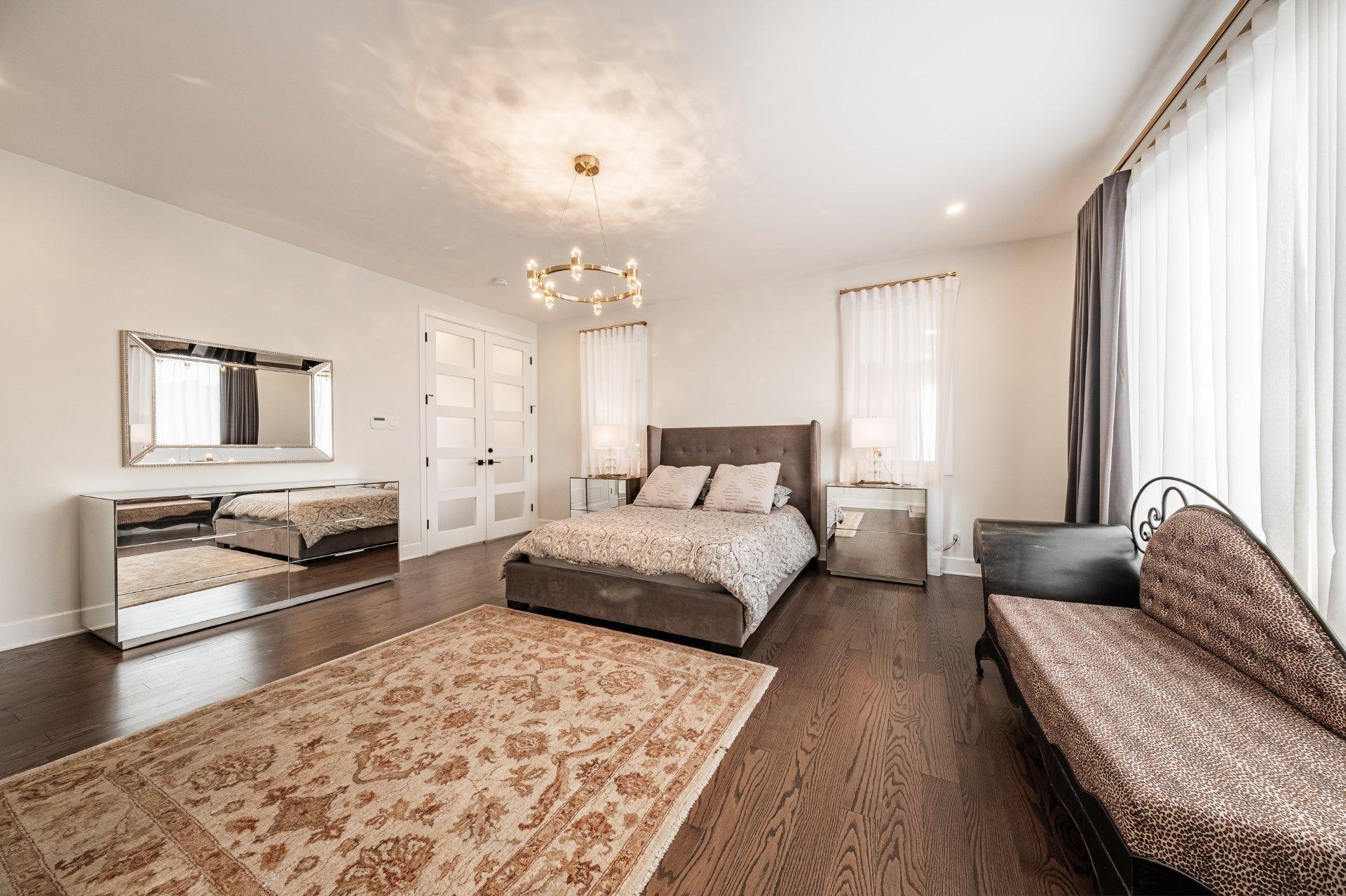 









38


Rue de l'Oiselet

,
Carignan,




QC
J3L7C3

