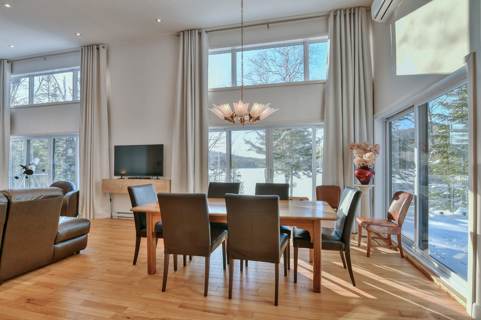 









479


Ch. du Lac-des-Cornes

,
Chute-Saint-Philippe,




QC
J0W1A0

