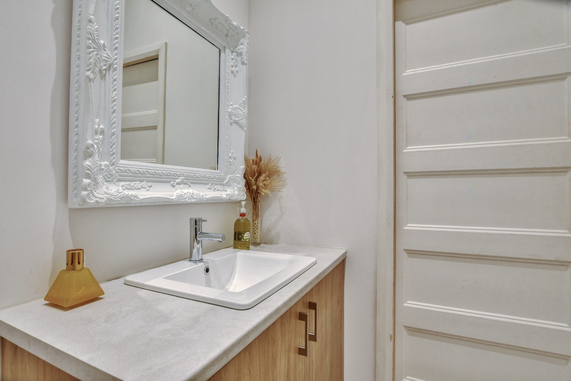 









479


Ch. du Lac-des-Cornes

,
Chute-Saint-Philippe,




QC
J0W1A0

