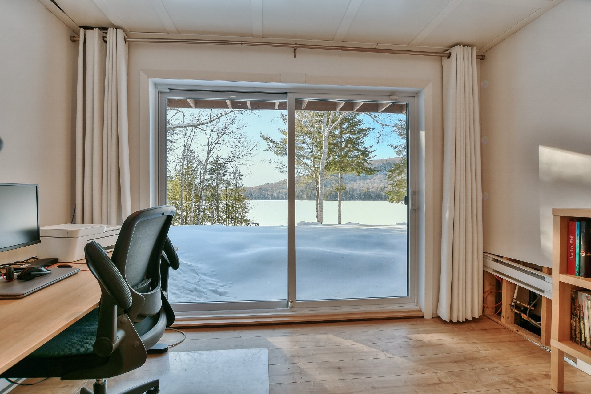 









479


Ch. du Lac-des-Cornes

,
Chute-Saint-Philippe,




QC
J0W1A0

