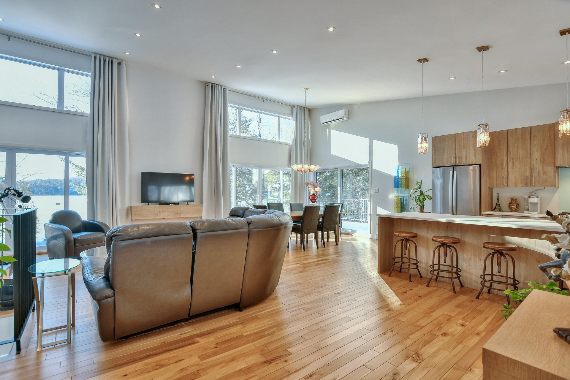 









479


Ch. du Lac-des-Cornes

,
Chute-Saint-Philippe,




QC
J0W1A0

