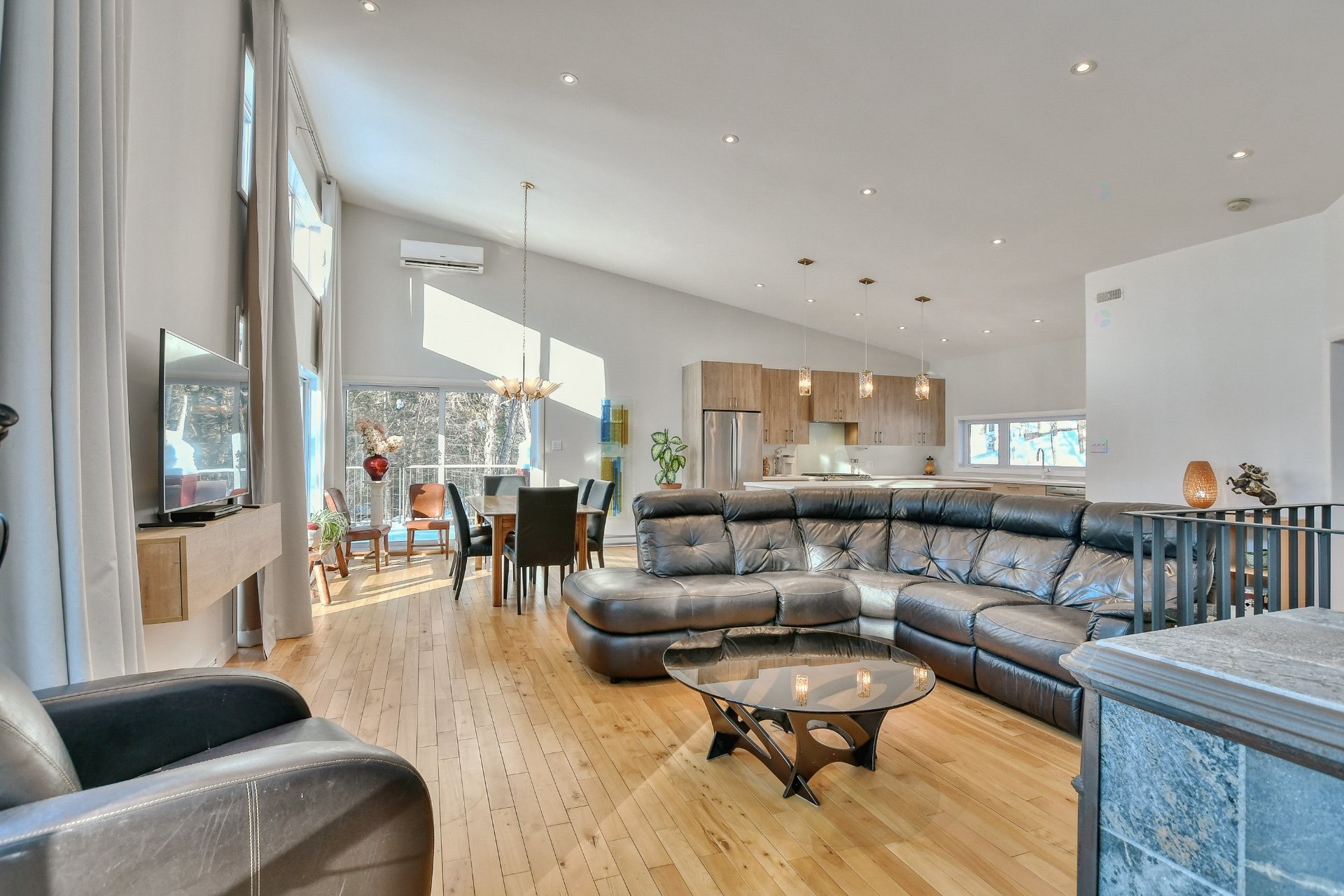 









479


Ch. du Lac-des-Cornes

,
Chute-Saint-Philippe,




QC
J0W1A0

