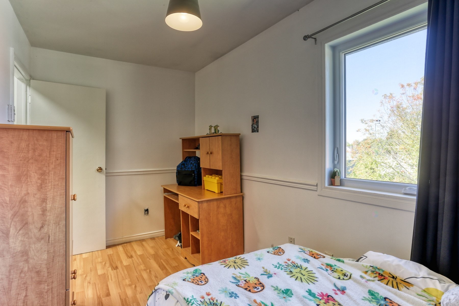 









641


207e Avenue

,
Shawinigan,




QC
G9T3M2

