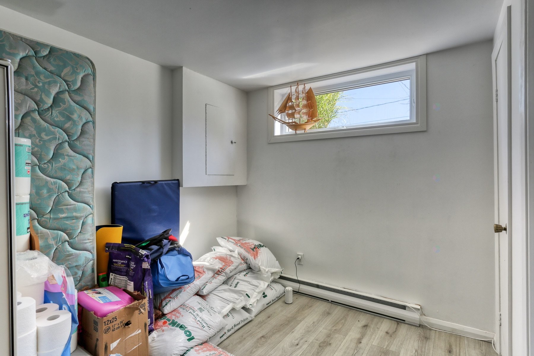 









641


207e Avenue

,
Shawinigan,




QC
G9T3M2

