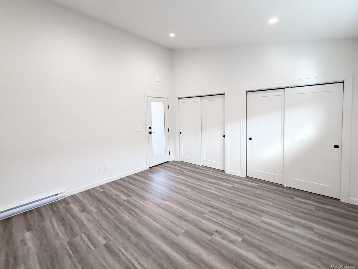 









3025


Royston

Rd, 17,
Cumberland,




BC
V0R 1S0

