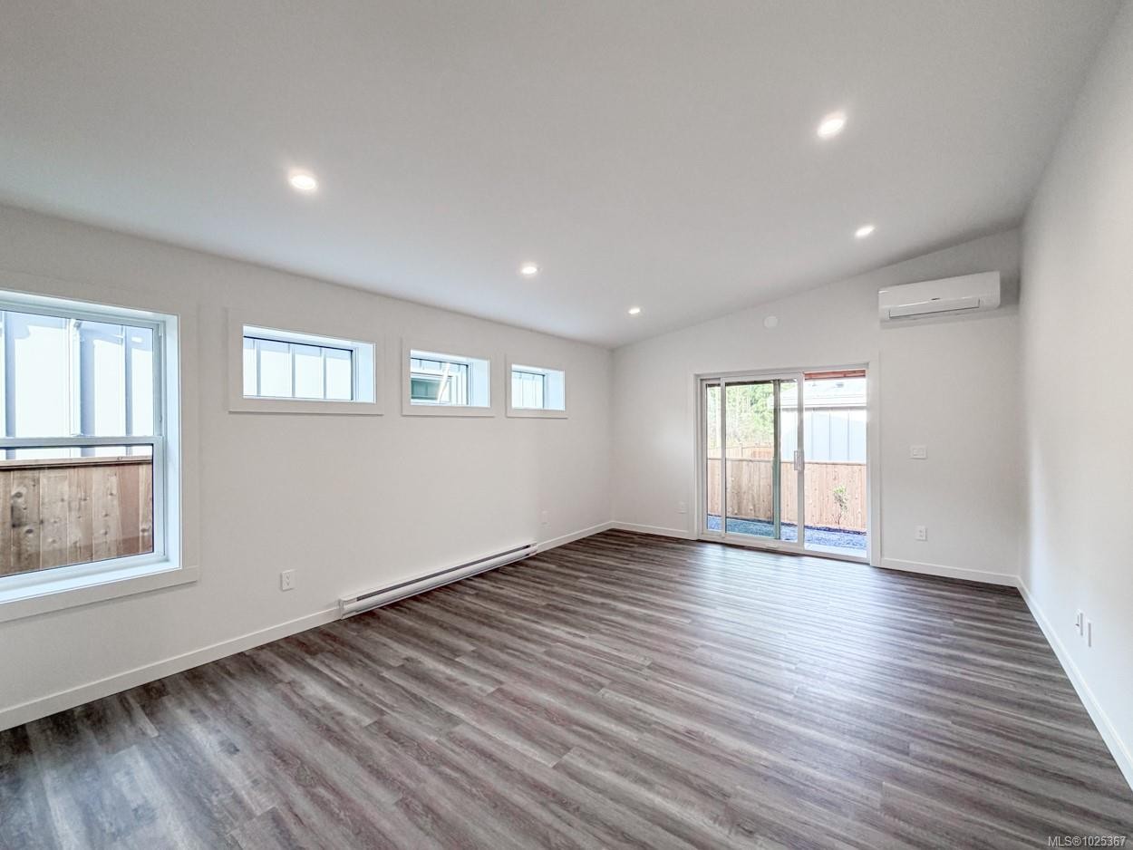 









3025


Royston

Rd, 17,
Cumberland,




BC
V0R 1S0

