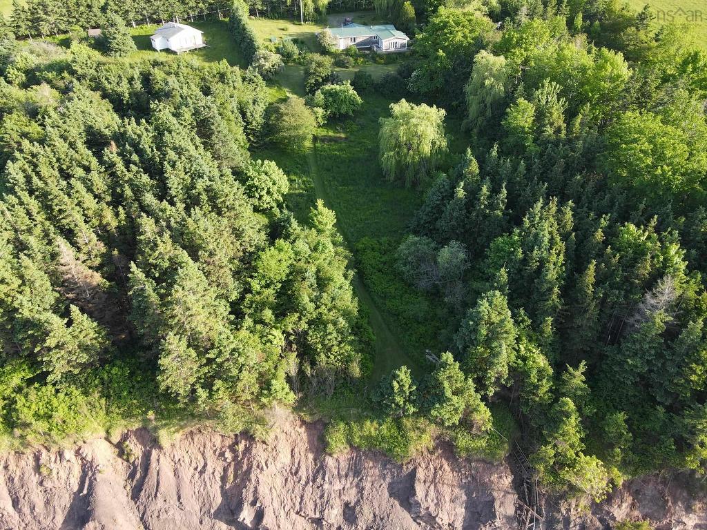 












1407 North Shore Road

,
North Shore,




NS
B0K 1E0

