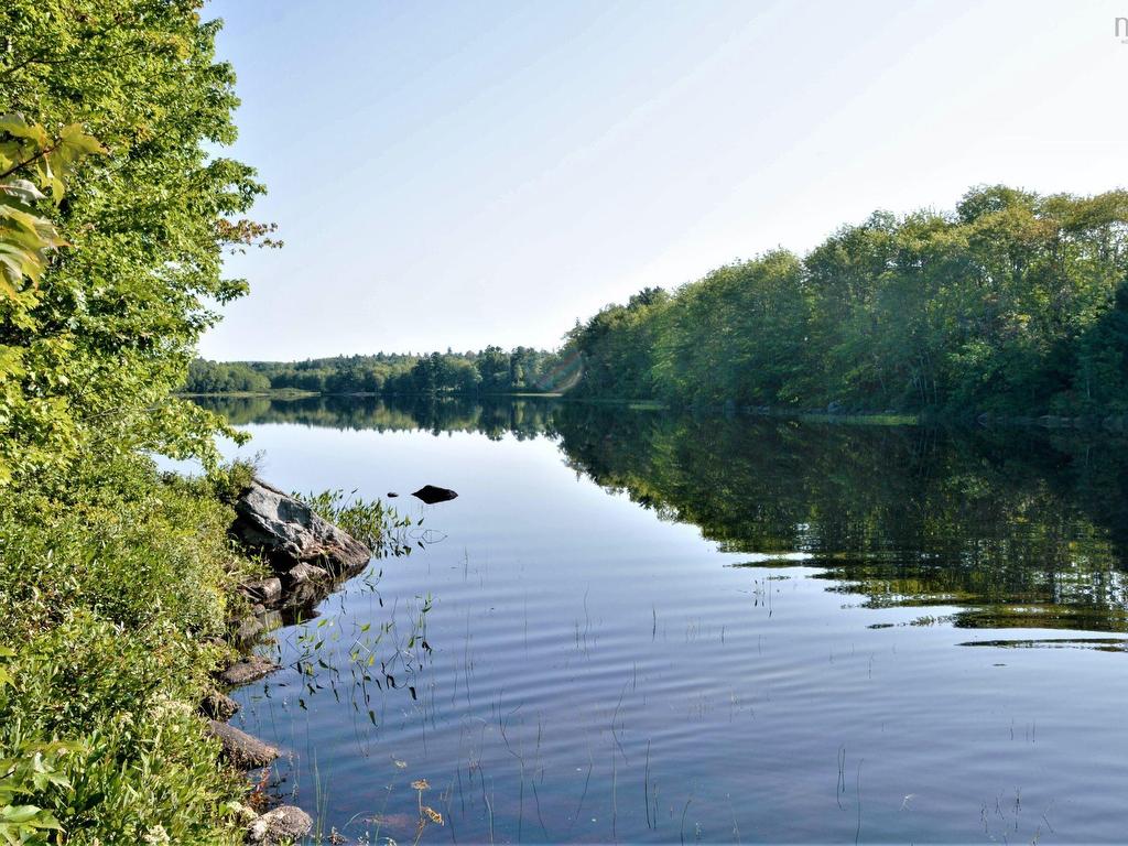 












61 10 Sunshine Lane

,
Vaughan,




NS
B0N 2T0

