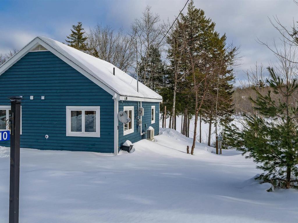 












61 10 Sunshine Lane

,
Vaughan,




NS
B0N 2T0

