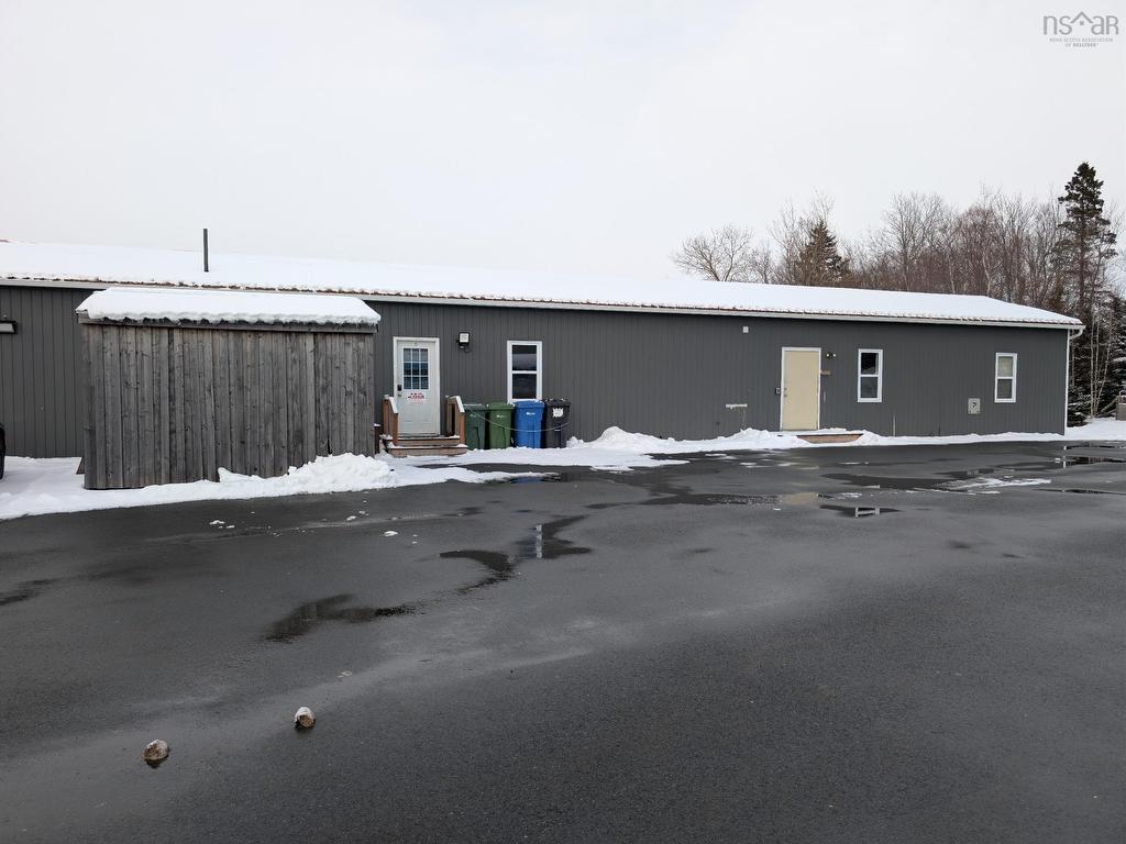 












233 Industrial Avenue

,
Truro,




NS
B2N 6V3

