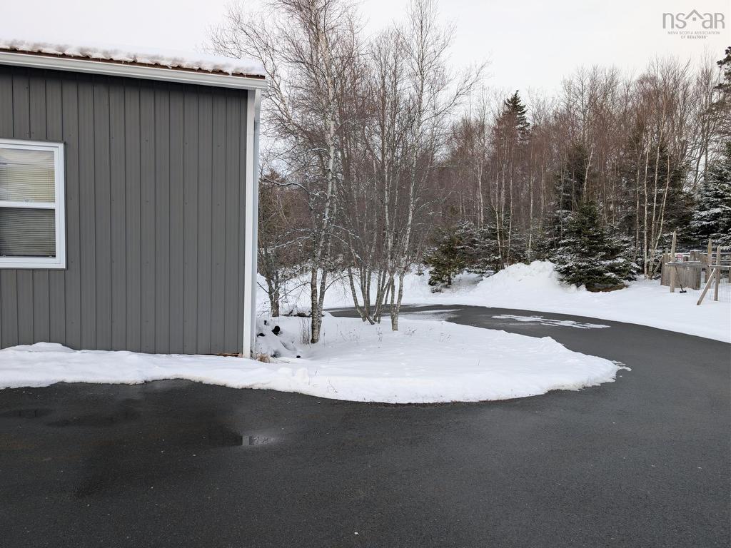 












233 Industrial Avenue

,
Truro,




NS
B2N 6V3

