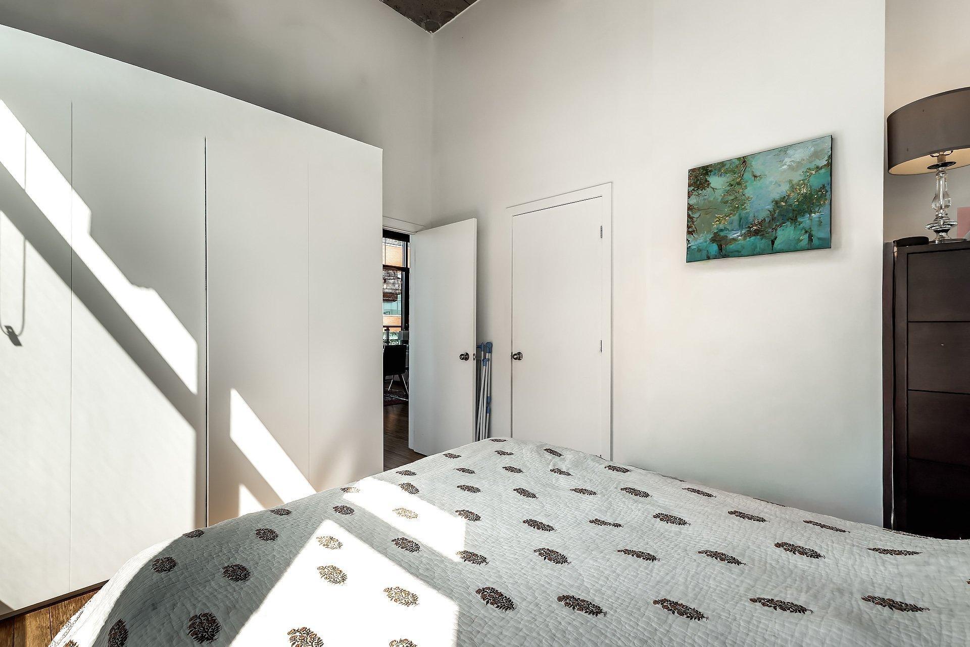 









3700


Rue St-Antoine O.

, 349,
Montréal (Le Sud-Ouest),




QC
H4C0B1

