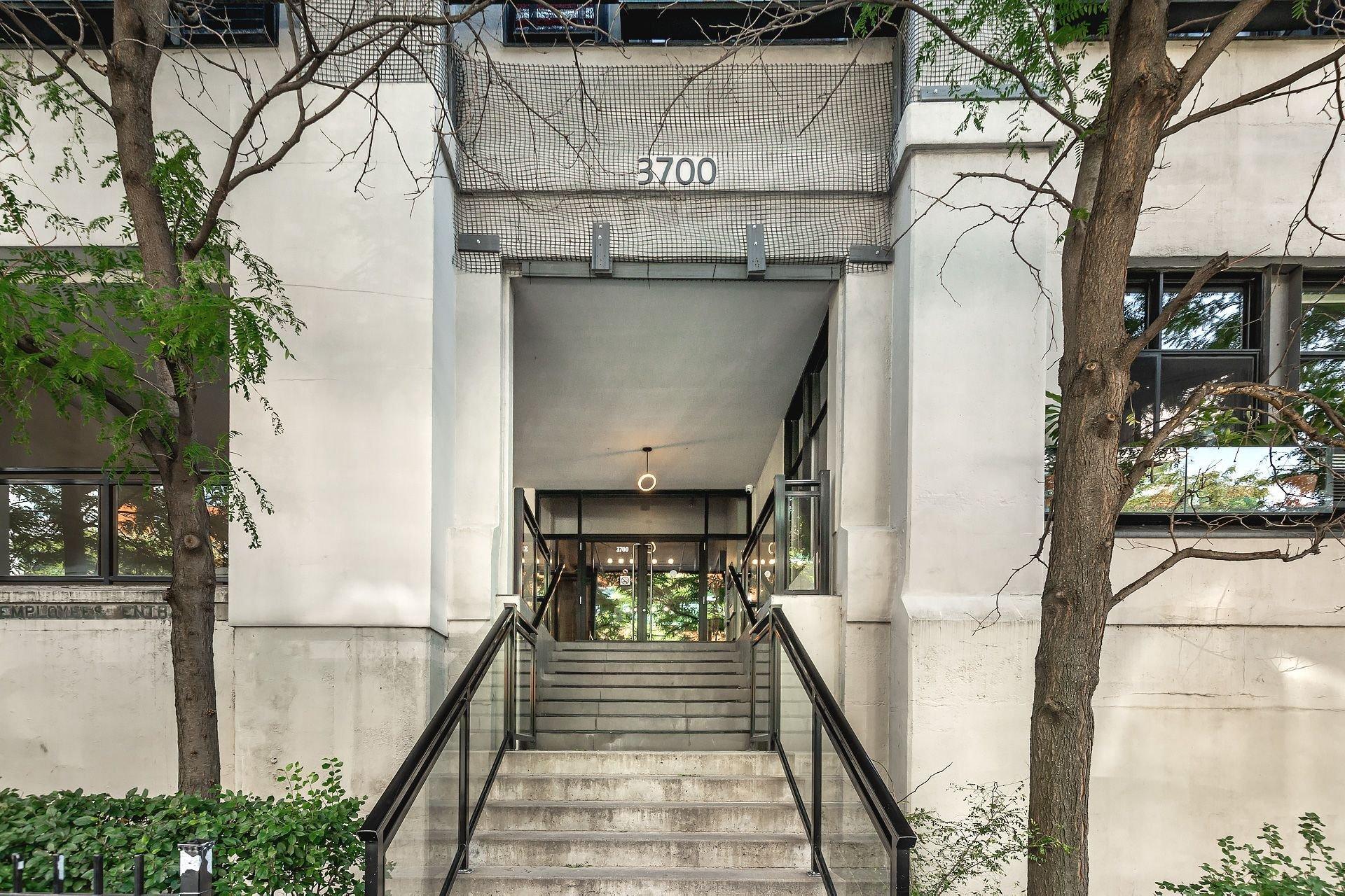 









3700


Rue St-Antoine O.

, 349,
Montréal (Le Sud-Ouest),




QC
H4C0B1

