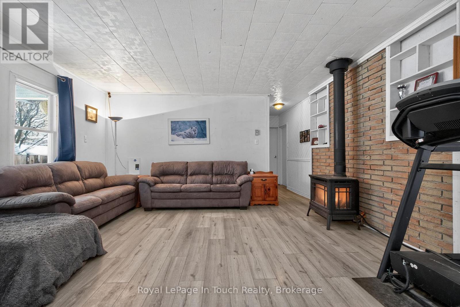 












167 TIMCOURT DRIVE

,
Tiny,




Ontario
L9M0B9

