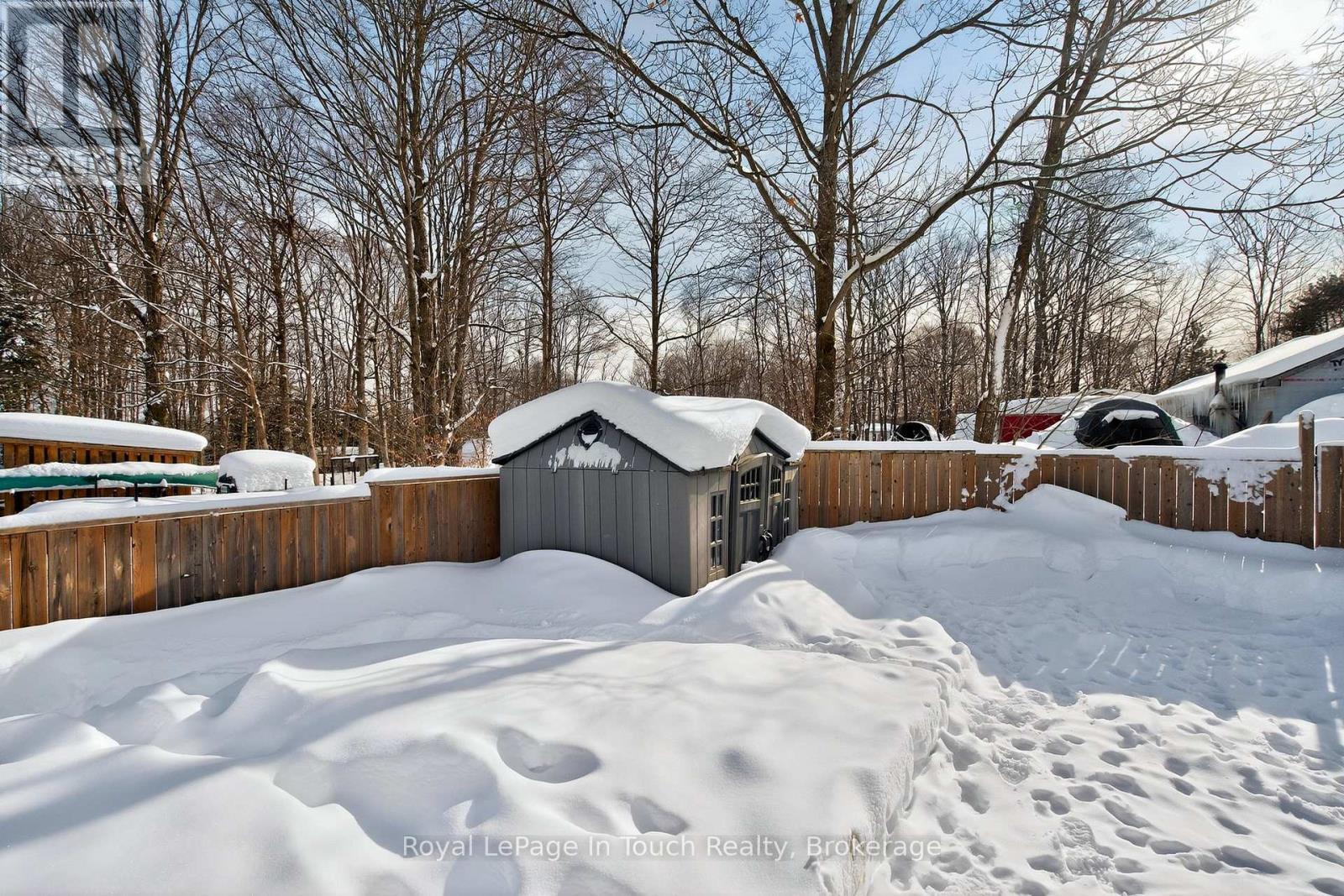 












167 TIMCOURT DRIVE

,
Tiny,




Ontario
L9M0B9

